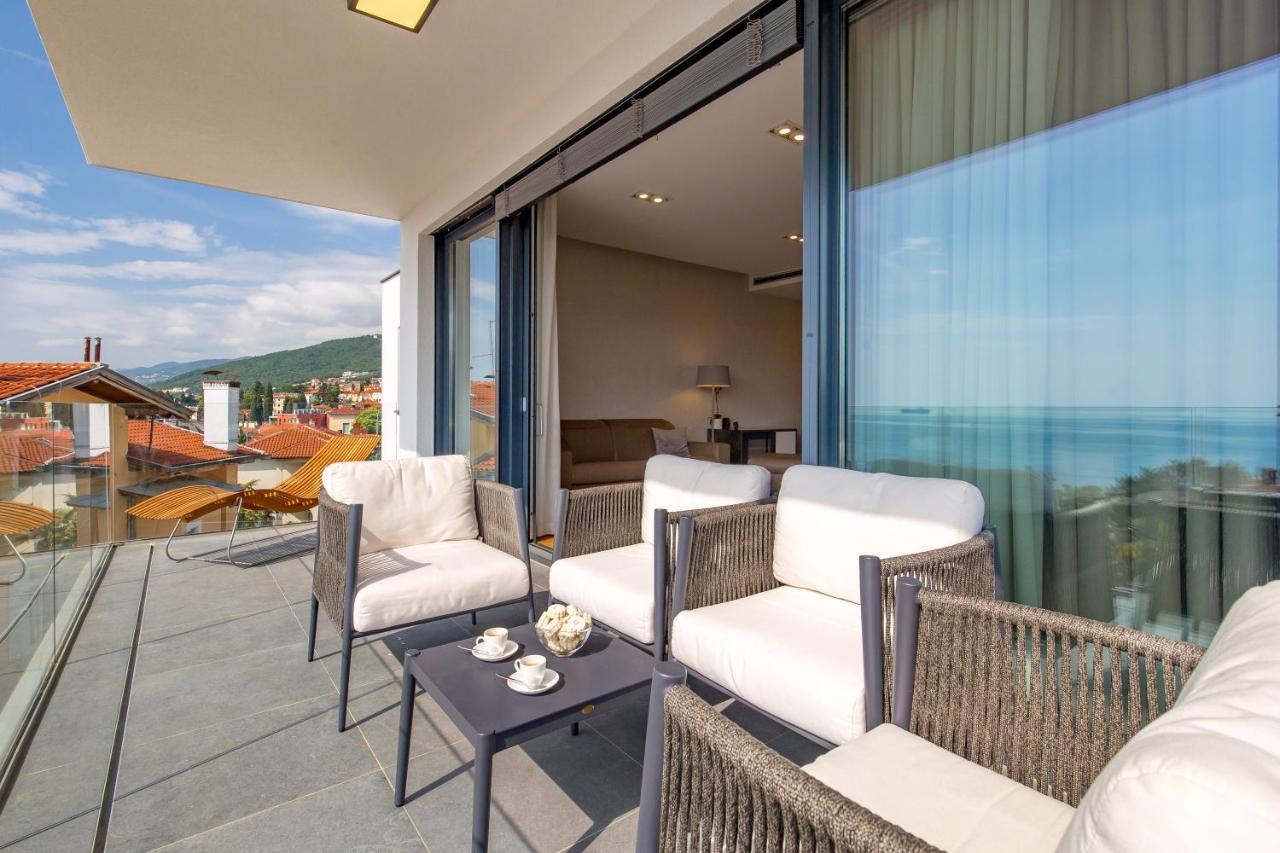 Luxury Apartment Iris Adriatica ***** Opatija Exterior foto