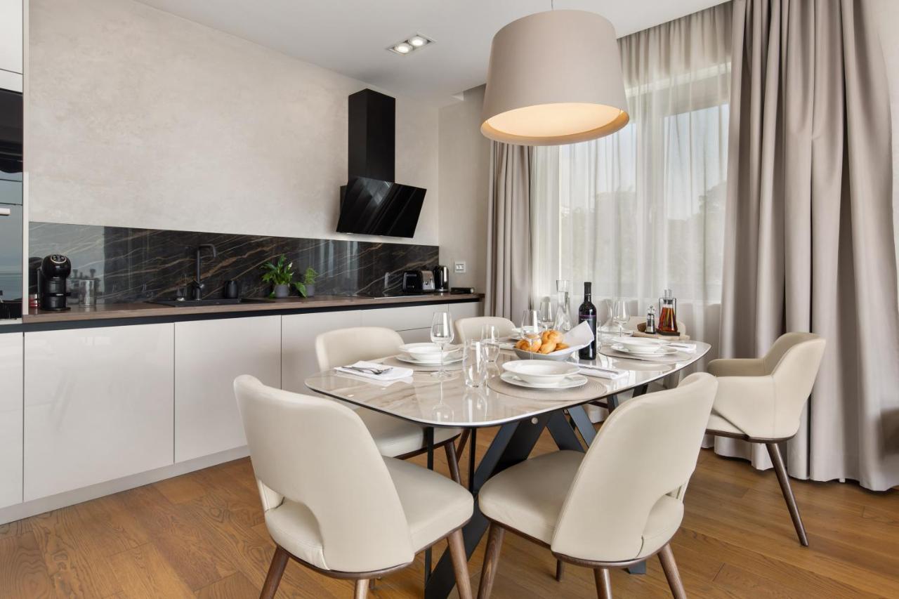 Luxury Apartment Iris Adriatica ***** Opatija Exterior foto