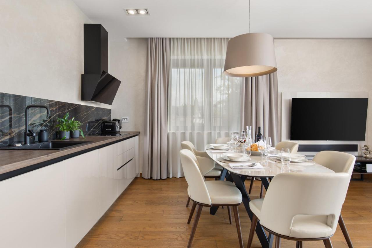 Luxury Apartment Iris Adriatica ***** Opatija Exterior foto